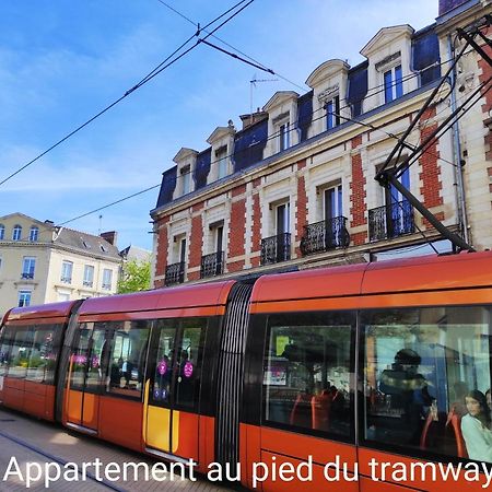Duplex Appartement 70M2 Atypique Au Coeur Du Mans ルマン エクステリア 写真