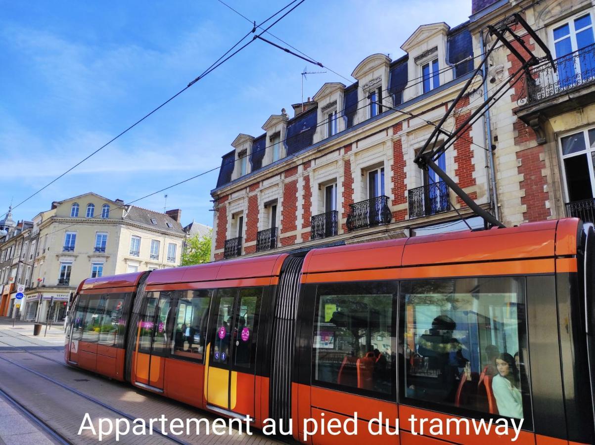 Duplex Appartement 70M2 Atypique Au Coeur Du Mans ルマン エクステリア 写真