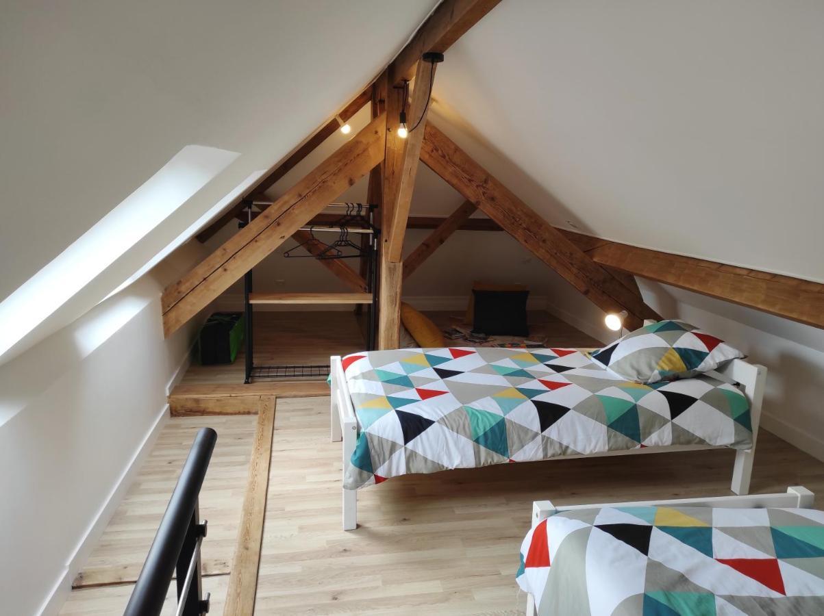 Duplex Appartement 70M2 Atypique Au Coeur Du Mans ルマン エクステリア 写真